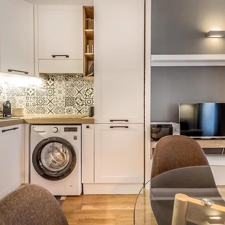 Appartement Sapienza - Modern House In Piazza Bologna *